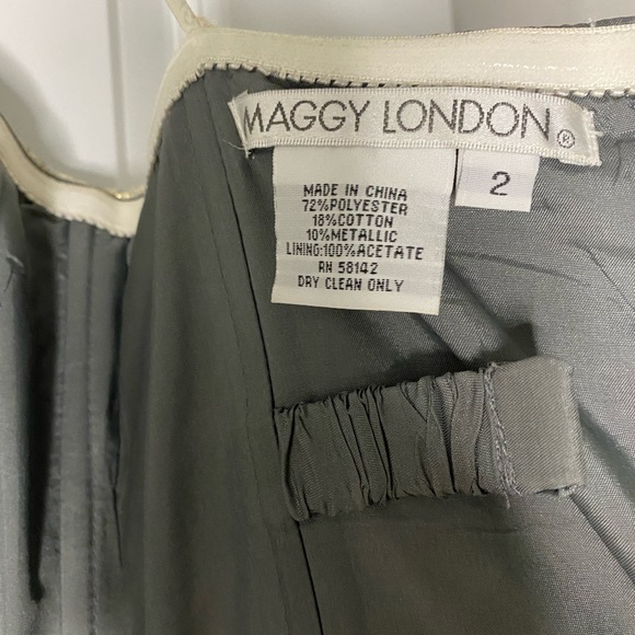 Bow Detail Strapless Brocade Dress - Picture 2 of 7